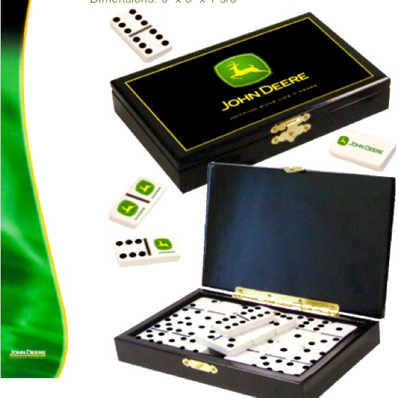 John Deer Dominoes Set - Picture 1 of 8